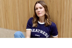 Η Ηλιάνα Παπαγεωργίου με το πιο κομψό χρώμα της σεζόν στο μανικιούρ της - εικόνα 1