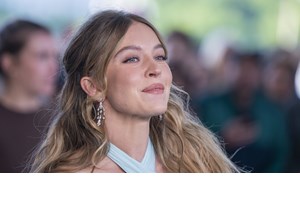 Tips και προϊόντα για υγιή και λαμπερά μαλλιά το καλοκαίρι - εικόνα 2