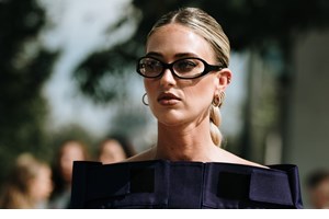 Mocha Mousse | 5 ιδέες μανικιούρ στο πιο κομψό χρώμα του 2025 - εικόνα 2