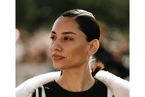 Γρήγορο skin prep πριν τα Χριστούγεννα | 2 DIY μάσκες προσώπου για αστραφτερή επιδερμίδα στις γιορτές - εικόνα 2