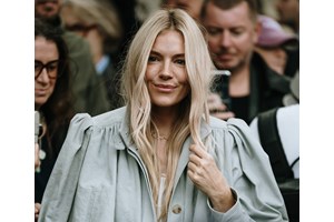 To DIY scrub προσώπου με μέλι και ζάχαρη για την πιο βελούδινη επιδερμίδα - εικόνα 2