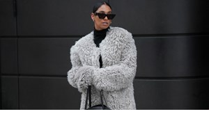 H δερμάτινη φούστα της Zara που κολακεύει κάθε σωματότυπο - εικόνα 1