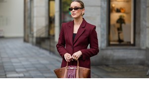 Το πανωφόρι από τη Stradivarius που ταιριάζει σε όλες τις ηλικίες - εικόνα 1