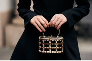 Τα ωραιότερα beauty looks με κόκκινο κραγιόν για τις γιορτές - εικόνα 2