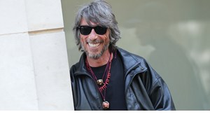 Gucci | Η πρώτη γεύση από Demna και η μεγάλη αλλαγή από τον νέο CEO της Kering - εικόνα 1