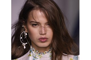 8 χρυσοί κανόνες για μακιγιάζ που δείχνει "ακριβό"- κάθε μέρα - εικόνα 2