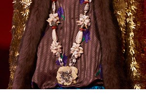 Γούρι 2026 | Τα charms - κοσμήματα που θα φοράμε όλη τη χρονιά - εικόνα 1