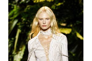 Jennifer Lawrence | 5 tips για να πετύχεις το boho hair look της στις Κάννες - εικόνα 1
