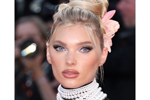 Ξηρά και φθαρμένα μαλλιά; Ο τρόπoς για να τα κάνεις μεταξένια και λεία - εικόνα 2