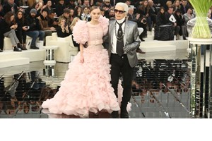 Όταν ο Karl Lagerfeld ήταν προσκεκλημένος του πρώτου τεύχους της Madame Figaro - εικόνα 1